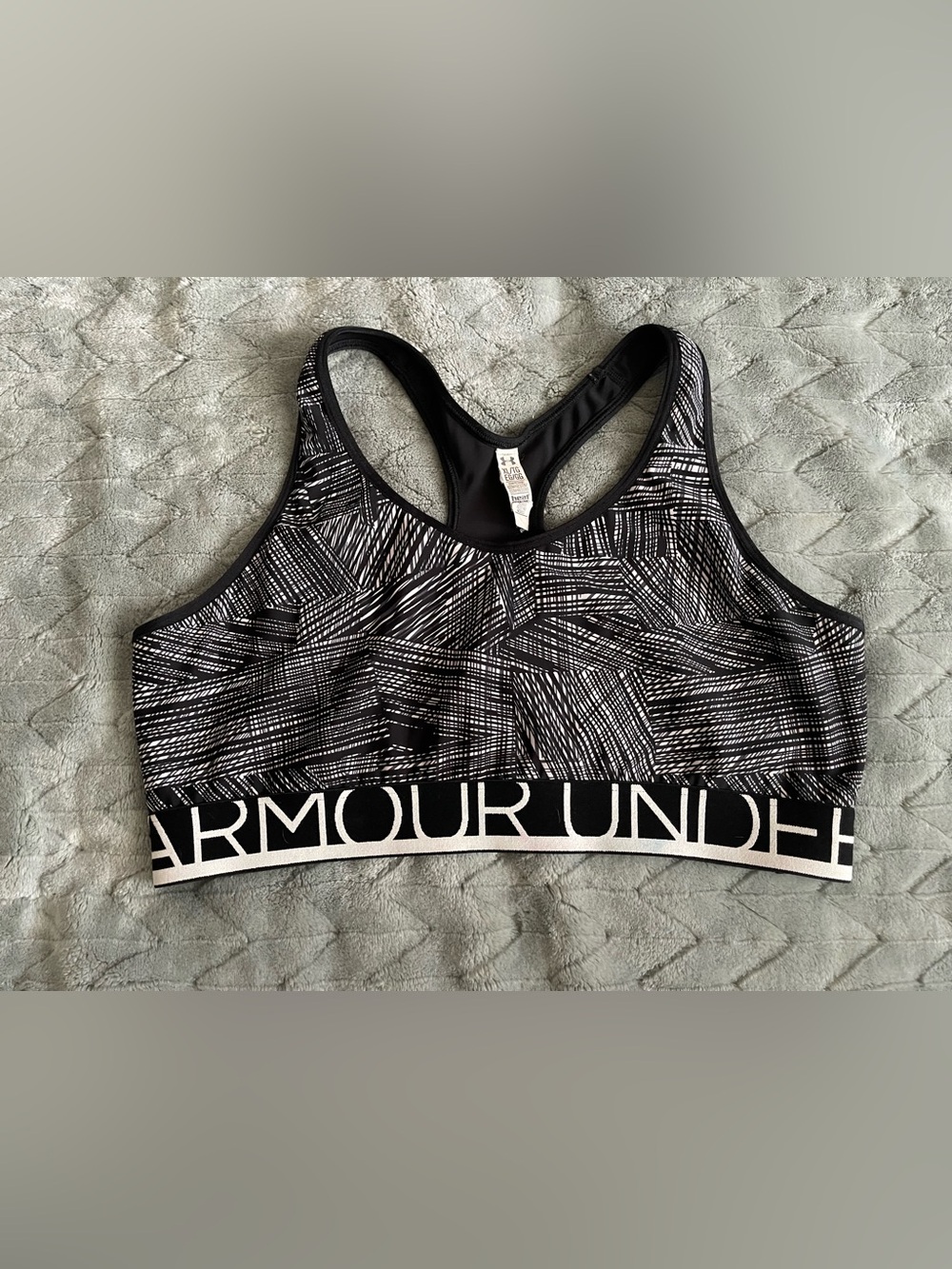 Women’s Under Armour Sports Bra Size XL